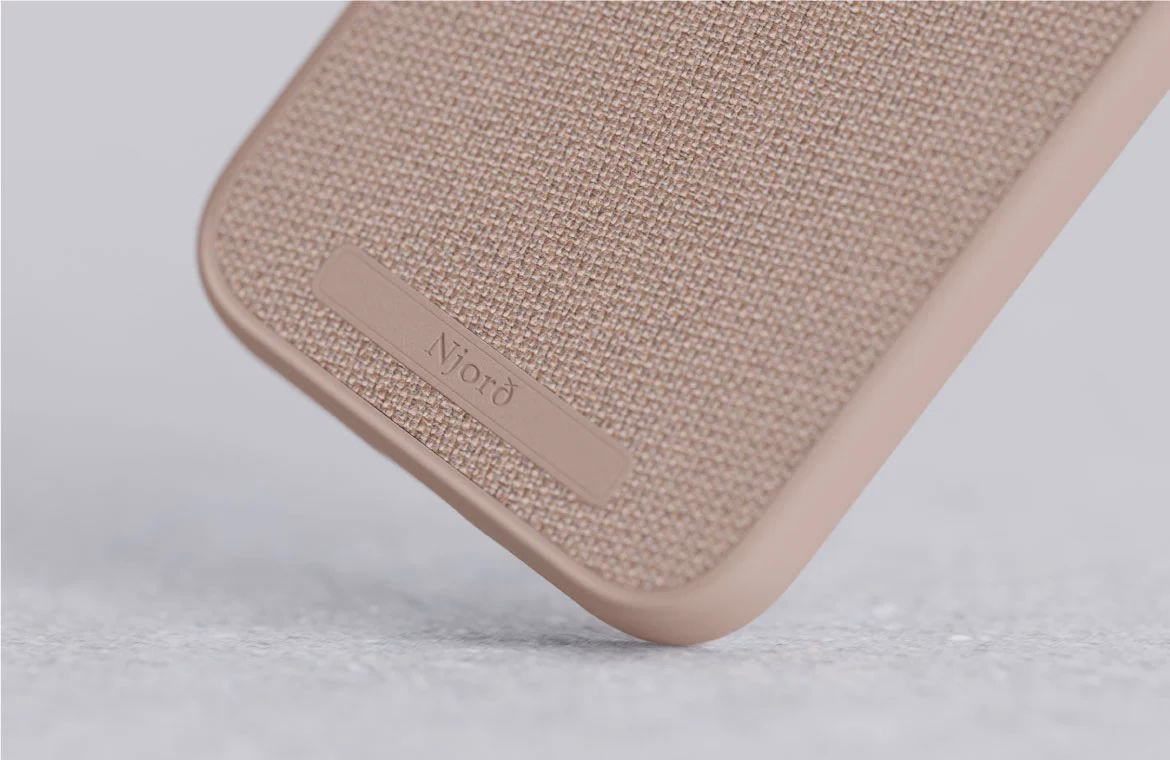 Чохол-накладка Njord Fabric MagSafe Case Pink Sand для iPhone 15 - 2